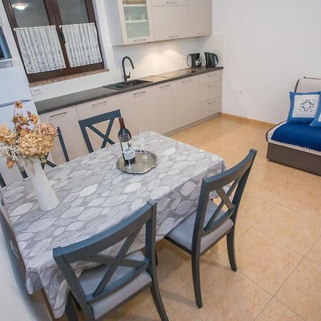 Apartment Ivan 2 Фунтана Экстерьер фото