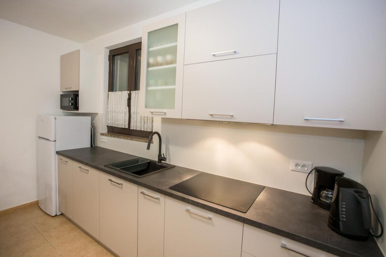 Apartment Ivan 2 Фунтана Экстерьер фото