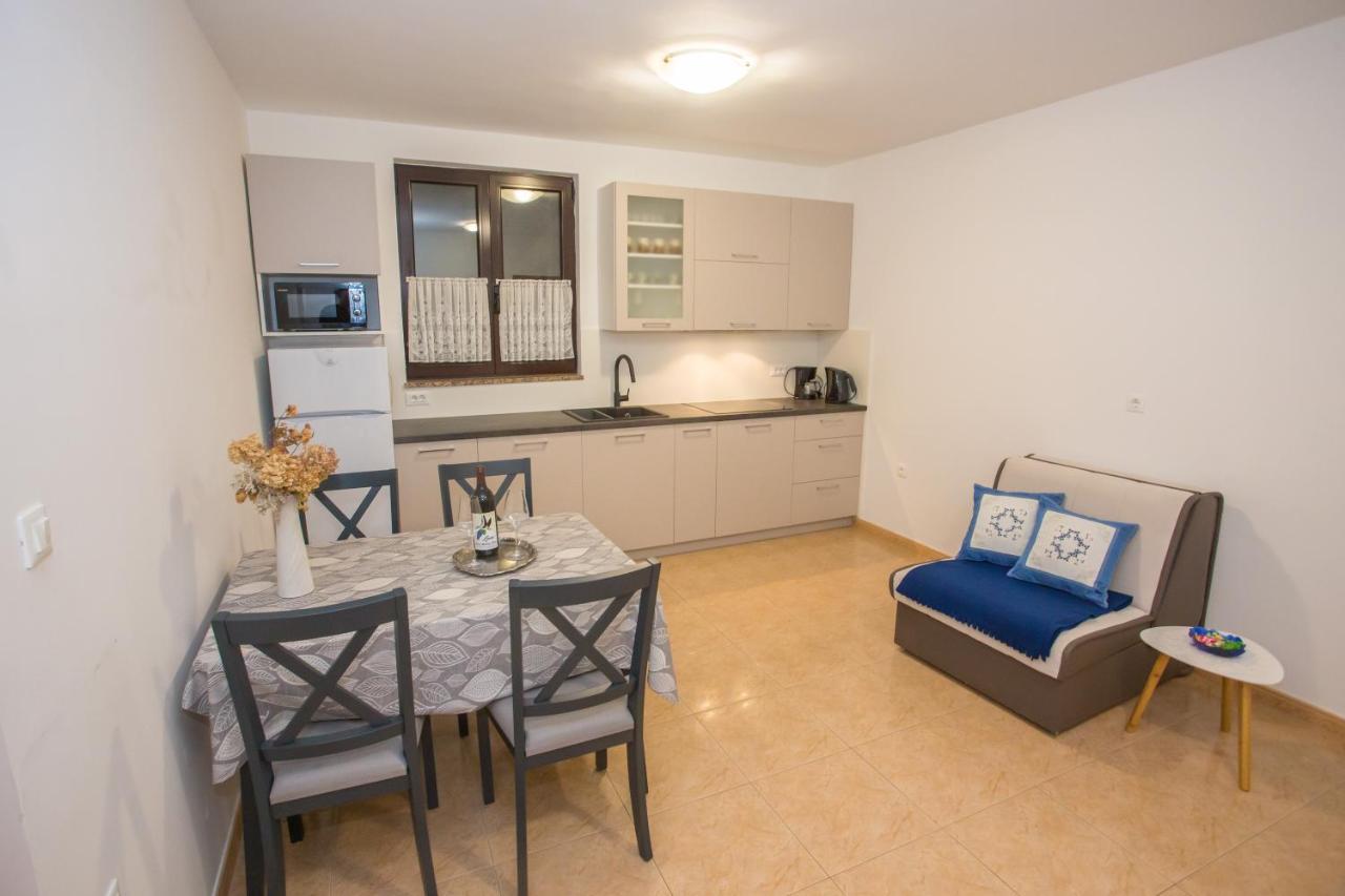 Apartment Ivan 2 Фунтана Экстерьер фото